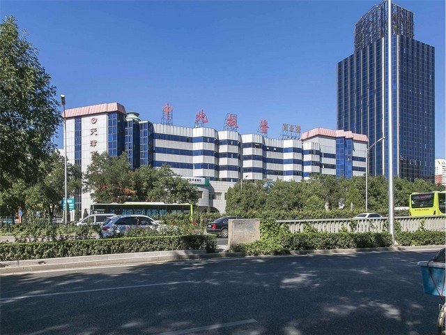 济南四轴全自动螺丝机